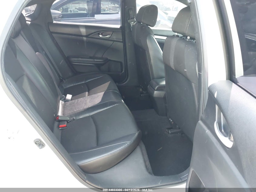 2019 Honda Civic 2.0 Sport white Lot 111044833305 Vin 2HGFC2F82KH566400