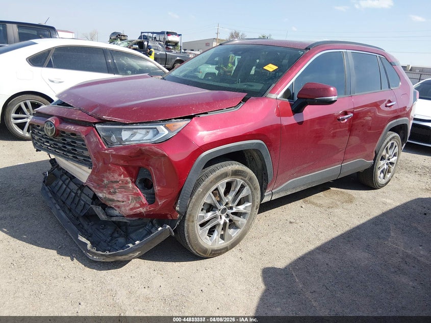 2019 TOYOTA RAV4 auction photo 2
