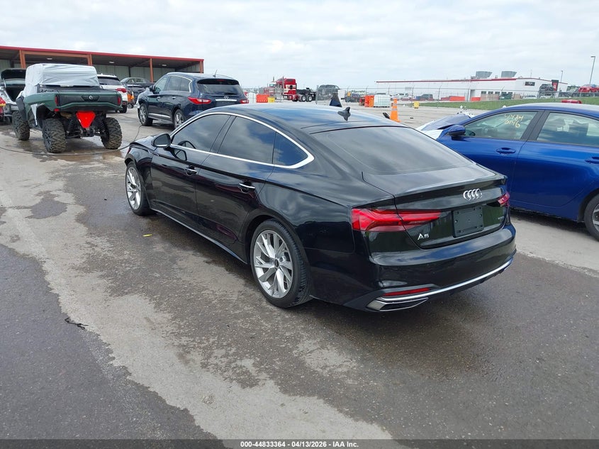 WAUCBCF57NA019770 2022 Audi A5 2.0 Sportback Premium Plus 40 Tfsi Quattro S Tronic black