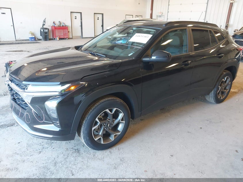 2025 Chevrolet Trax Fwd Lt KL77LHEP2SC019920 photo 1