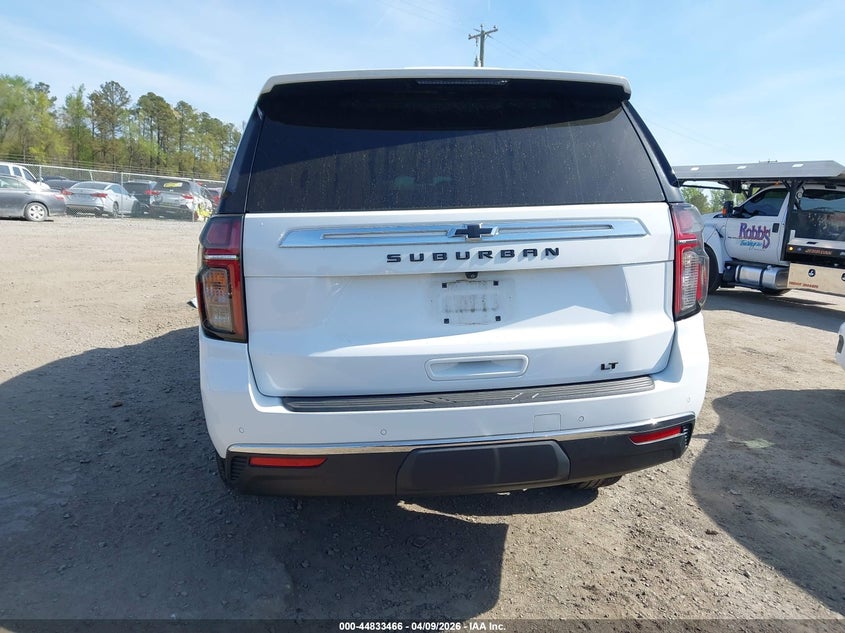 2022 Chevrolet Suburban 4Wd Lt VIN: 1GNSKCKD1NR261815 Lot: 44833466