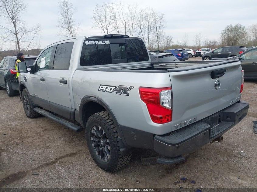 2017 Nissan Titan Platinum Reserve/Pro-4X/S/Sl/Sv