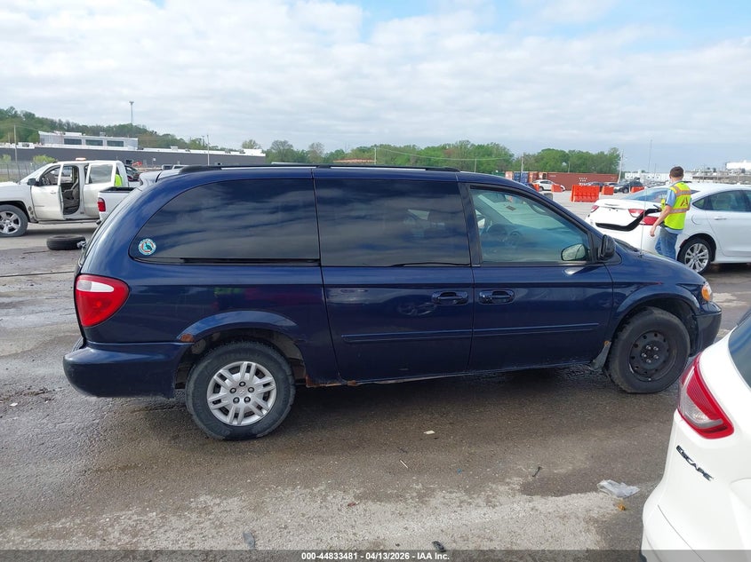 2005 Dodge Grand Caravan Se VIN: 2D4GP24R95R379269 Lot: 44833481