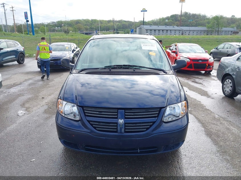 2005 Dodge Grand Caravan Se VIN: 2D4GP24R95R379269 Lot: 44833481