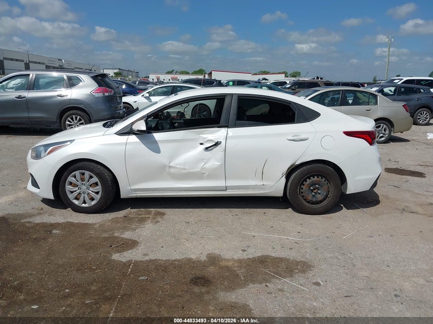 2020 Hyundai Accent 1.6 Se white Lot 111044833493 Vin 3KPC24A61LE104798