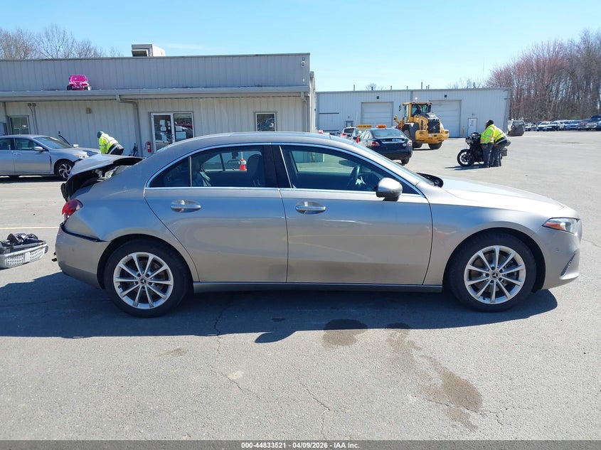 2020 Mercedes-Benz A 220 4Matic VIN: W1K3G4FB6LJ213340 Lot: 44833521