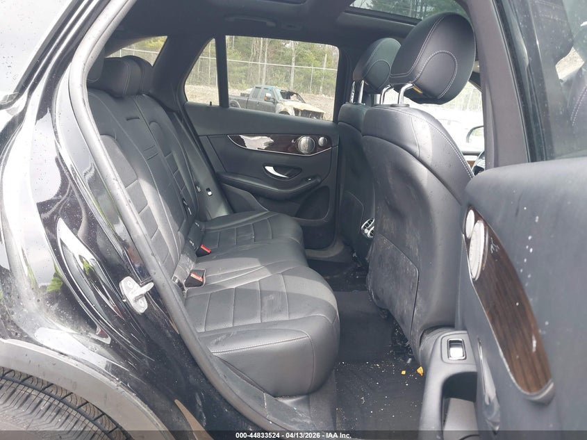 2017 Mercedes-Benz Glc 300 4Matic VIN: WDC0G4KBXHF157359 Lot: 44833524