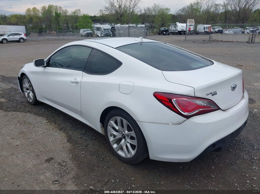 2013 Hyundai Genesis 2.0 2.0T Premium white Lot 111044833527 Vin KMHHT6KD4DU086453