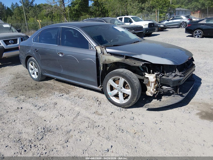 2015 Volkswagen Passat 1.8T Limited Edition