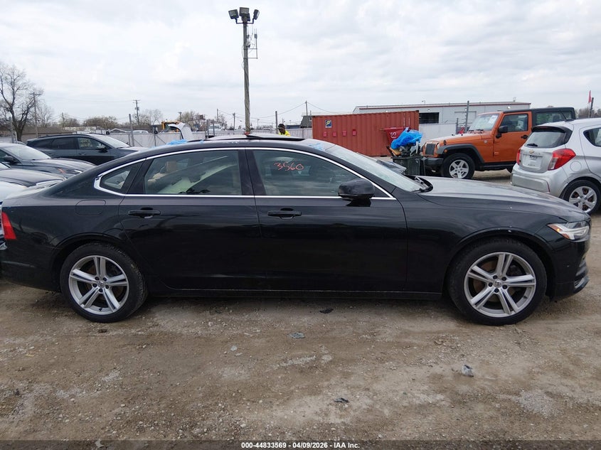 2018 Volvo S90 T5 Momentum VIN: LVY982MK3JP023863 Lot: 44833569