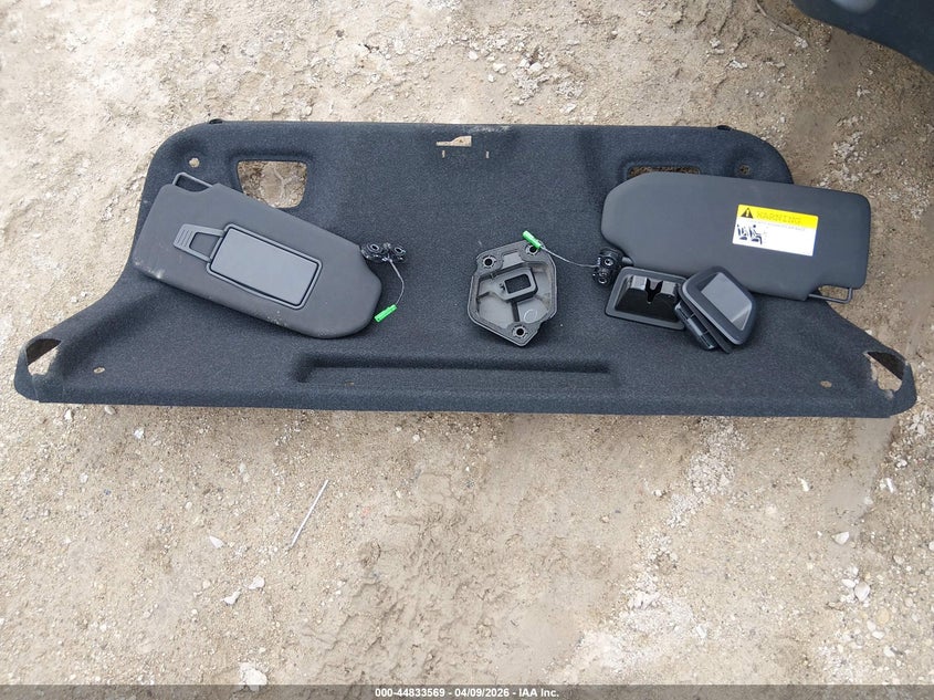 2018 Volvo S90 T5 Momentum VIN: LVY982MK3JP023863 Lot: 44833569