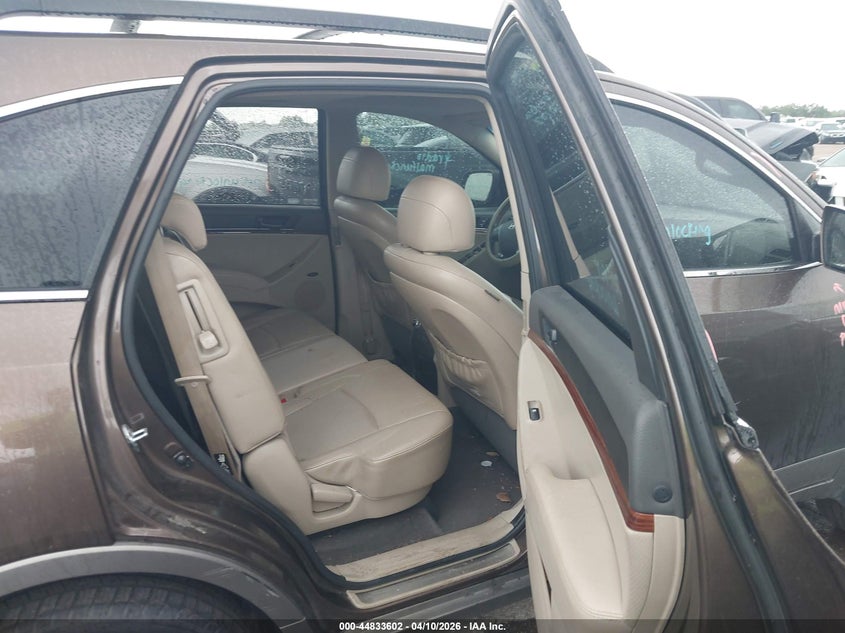 2011 Hyundai Veracruz Limited VIN: KM8NU4CC4BU176368 Lot: 44833602