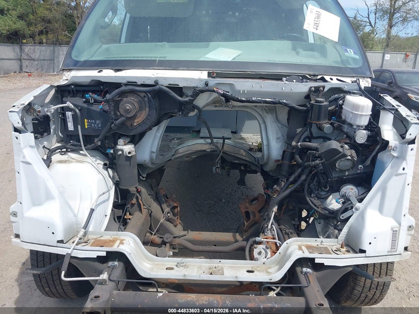 2019 Chevrolet Express 2500 Work Van VIN: 1GCWGAFP8K1281350 Lot: 44833603