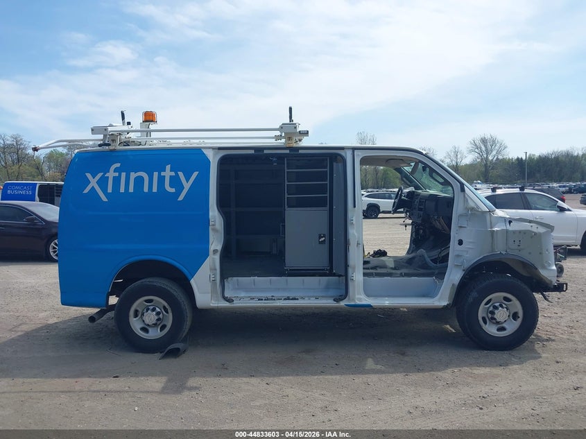 2019 Chevrolet Express 2500 Work Van VIN: 1GCWGAFP8K1281350 Lot: 44833603