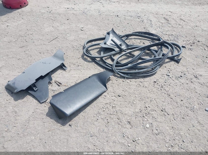 2019 Chevrolet Express 2500 Work Van VIN: 1GCWGAFP8K1281350 Lot: 44833603