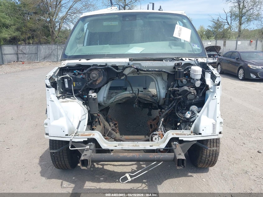 2019 Chevrolet Express 2500 Work Van VIN: 1GCWGAFP8K1281350 Lot: 44833603