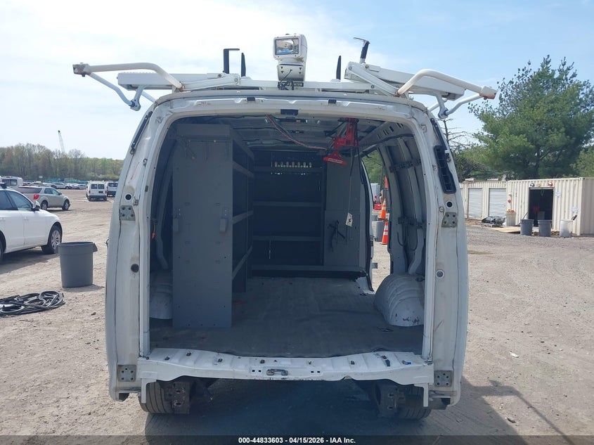 2019 Chevrolet Express 2500 Work Van VIN: 1GCWGAFP8K1281350 Lot: 44833603