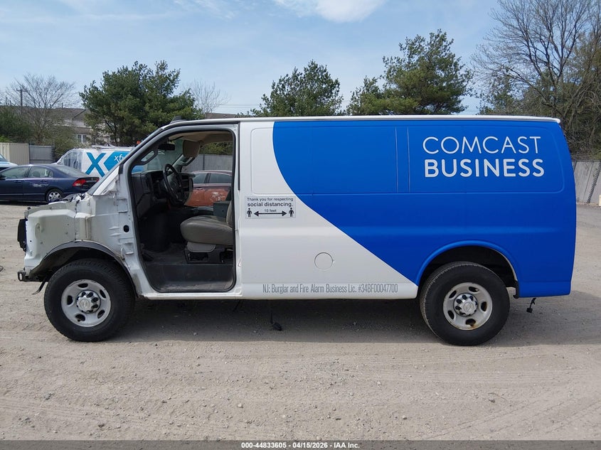 2019 Chevrolet Express 2500 Work Van VIN: 1GCWGAFPXK1332556 Lot: 44833605