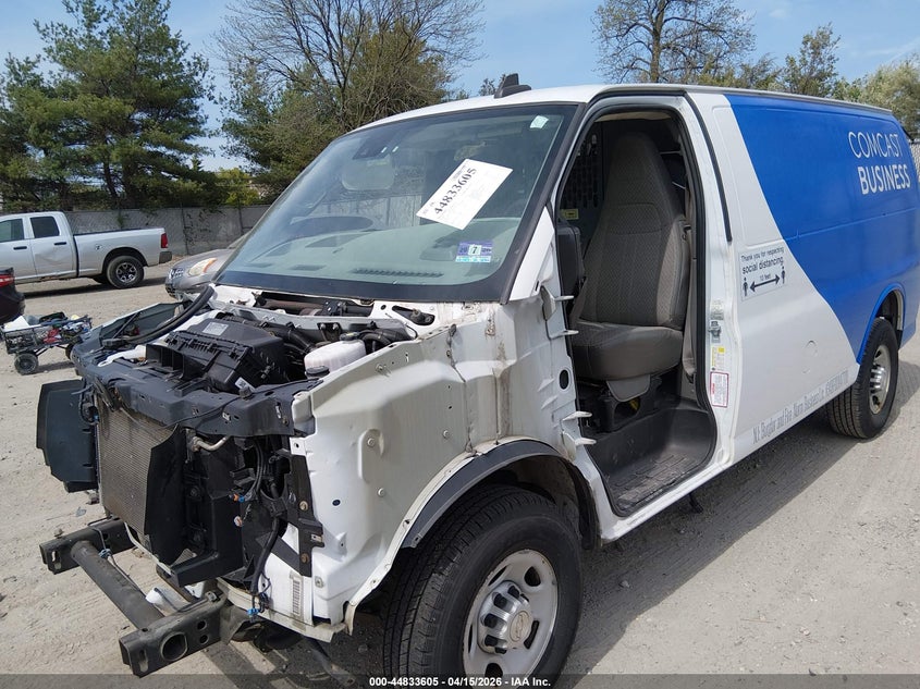 2019 Chevrolet Express 2500 Work Van VIN: 1GCWGAFPXK1332556 Lot: 44833605