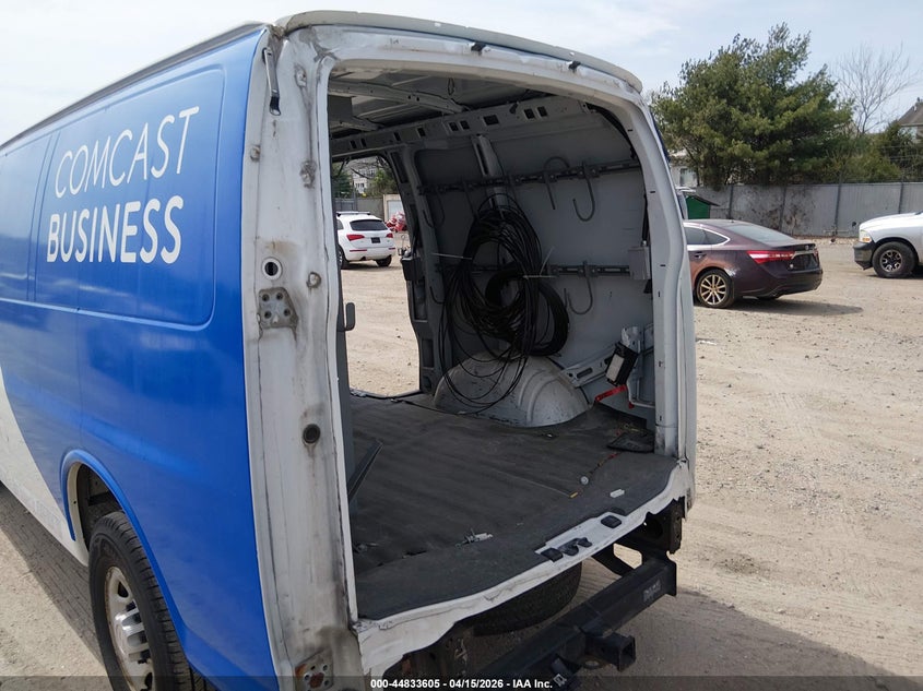 2019 Chevrolet Express 2500 Work Van VIN: 1GCWGAFPXK1332556 Lot: 44833605