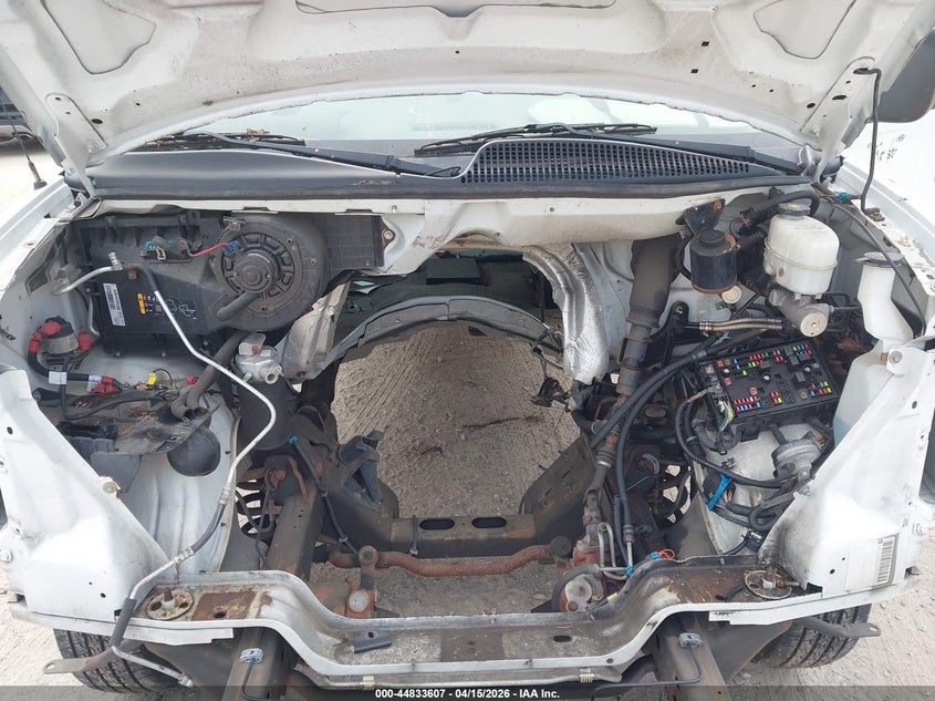 2015 Chevrolet Express 2500 Work Van VIN: 1GCWGFCF9F1153892 Lot: 44833607