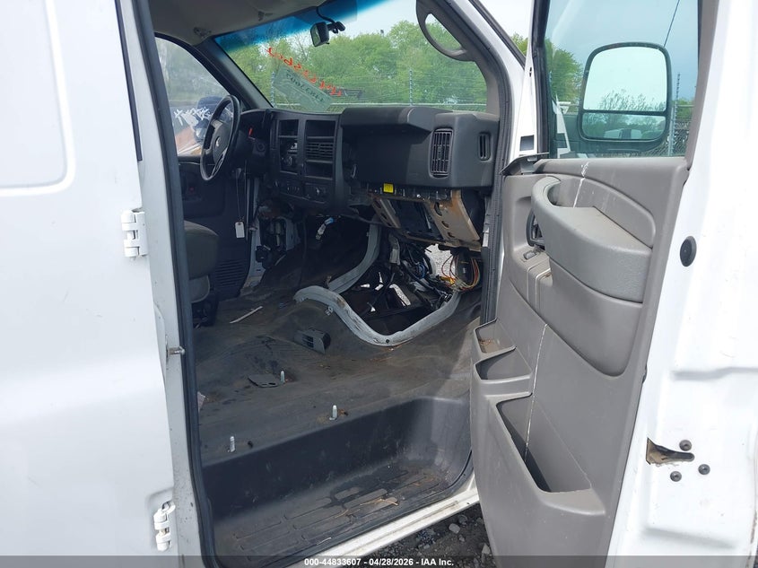 2015 Chevrolet Express 2500 Work Van
