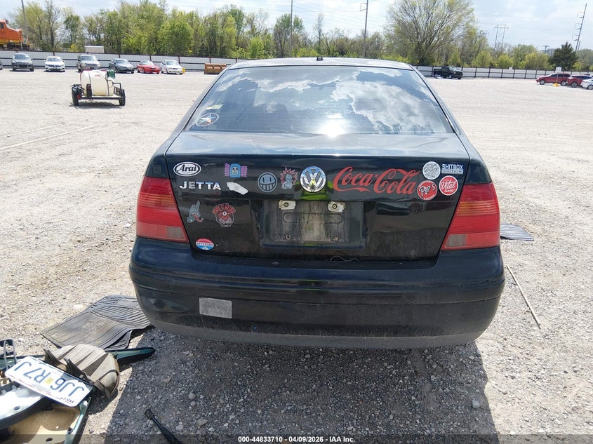 2000 Volkswagen Jetta Gl VIN: 3VWRA29M9YM063643 Lot: 44833710