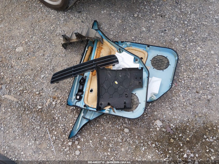 2000 Volkswagen Jetta Gl VIN: 3VWRA29M9YM063643 Lot: 44833710