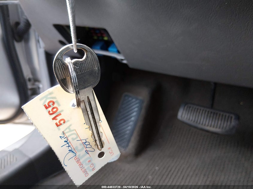 2004 Hyundai Santa Fe Gls VIN: KM8SC73D94U641228 Lot: 44833728