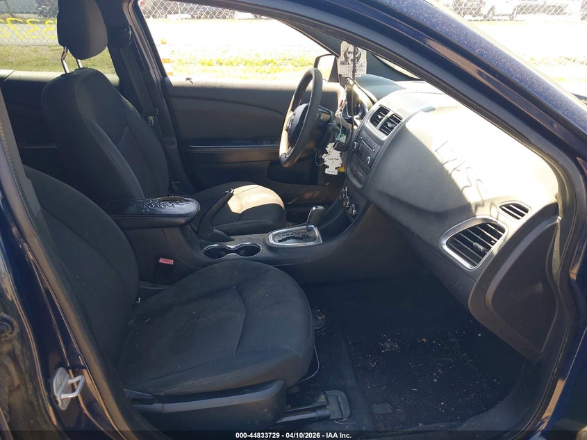 2013 Dodge Avenger Se