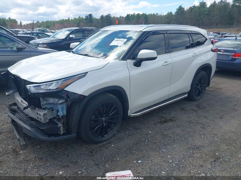 2020 Toyota Highlander Xle 5TDGZRBH2LS501632 photo 1