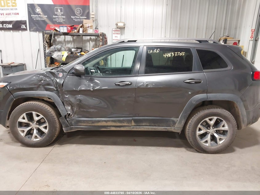 2015 Jeep Cherokee 3.2 Trailhawk grey Lot 111044833765 Vin 1C4PJMBS7FW710505