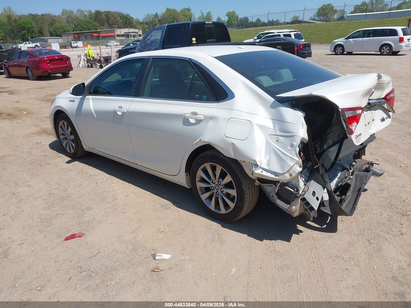 2017 Toyota Camry Hybrid Xle