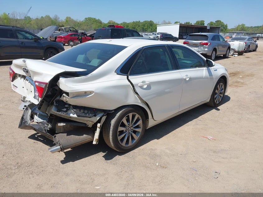 2017 Toyota Camry Hybrid Xle