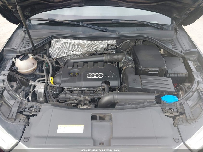 2017 Audi Q3 2.0T Premium VIN: WA1JCCFS5HR009705 Lot: 44833900