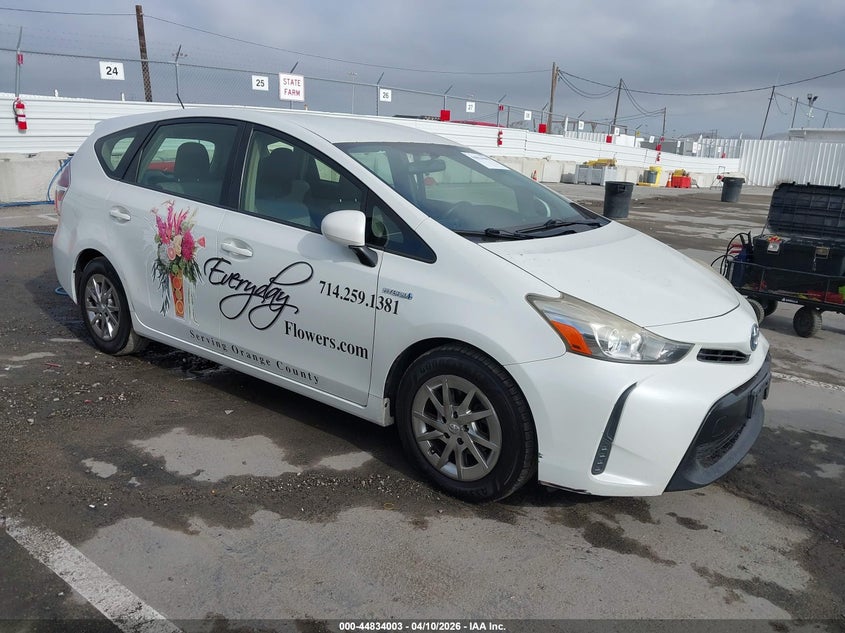 JTDZN3EU3FJ027749 2015 Toyota Prius V Two auction photo 1