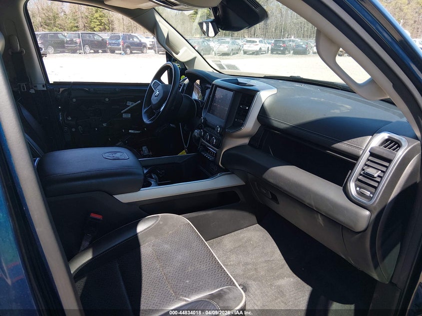 2022 RAM 1500 5.7L V-8 VVT, 395HP(VIN: 1C6SRFJT0NN188644