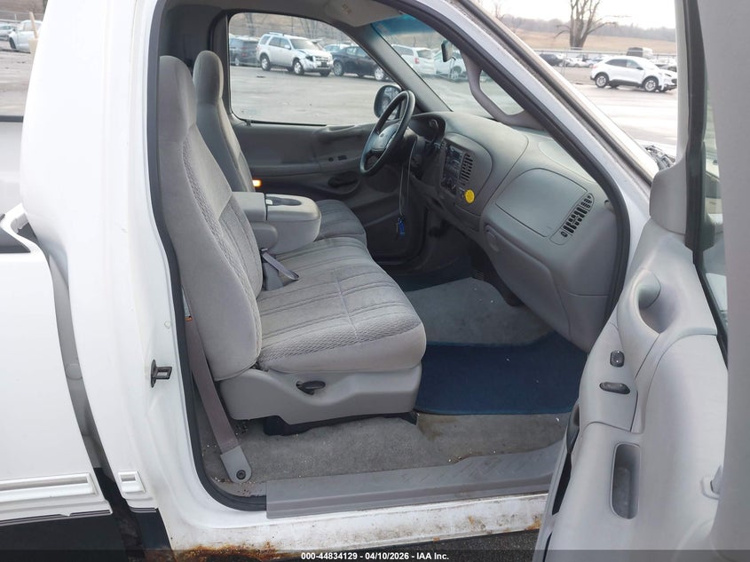 1998 Ford F-150 Lariat/Standard/Xl/Xlt