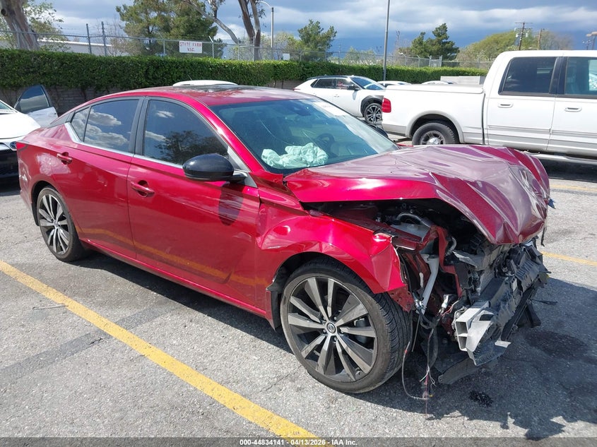 2020 NISSAN ALTIMA SR FWD