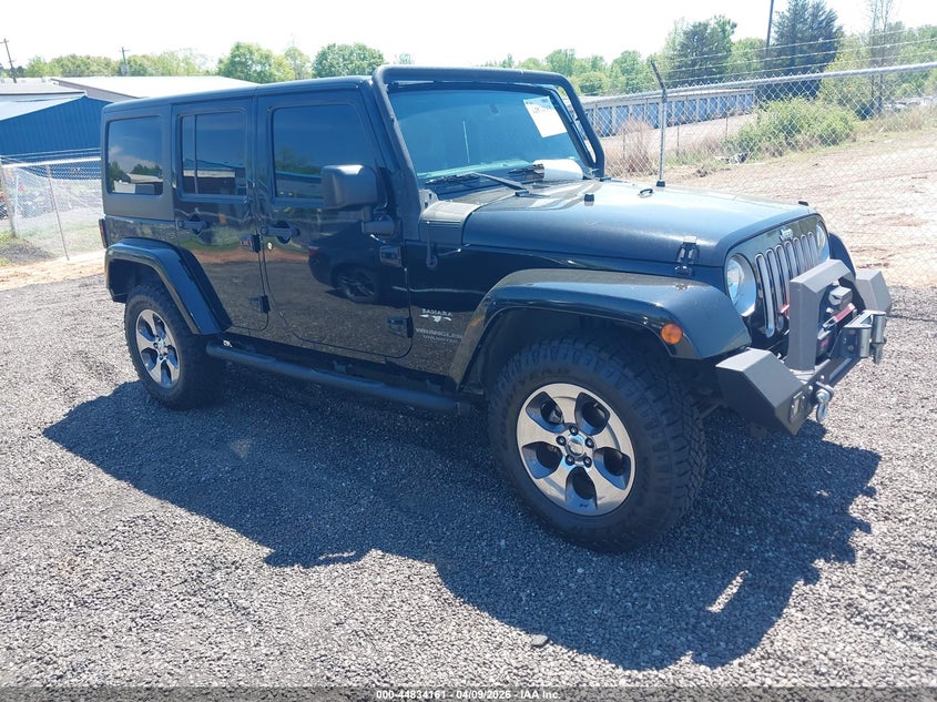 2016 Jeep Wrangler Unlimited Sahara
