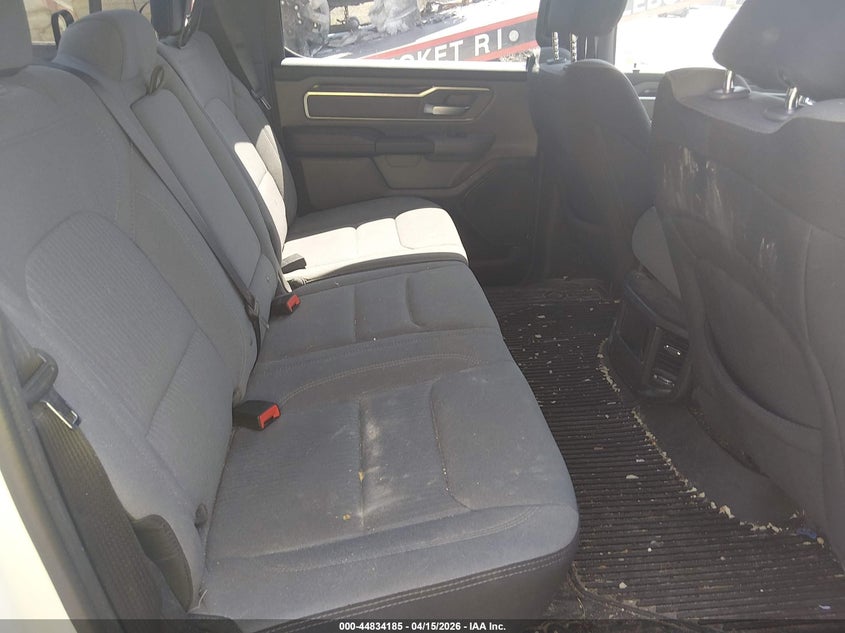 2022 Ram 1500 Big Horn 4X4 6'4 Box VIN: 1C6SRFMT8NN433041 Lot: 44834185