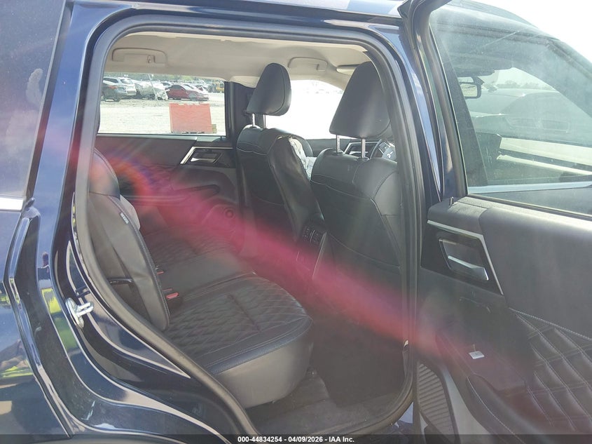 2022 Mitsubishi Outlander 2.5 Sel Special Edition 2Wd blue Lot 111044834254 Vin JA4J3VA88NZ059727