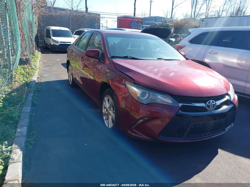 2015 Toyota Camry Xse