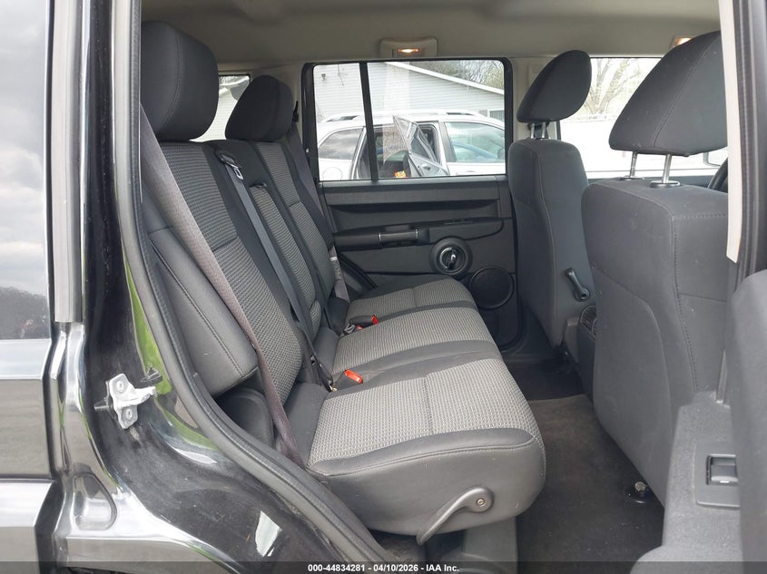 2010 Jeep Commander Sport VIN: 1J4RG4GK3AC132214 Lot: 44834281