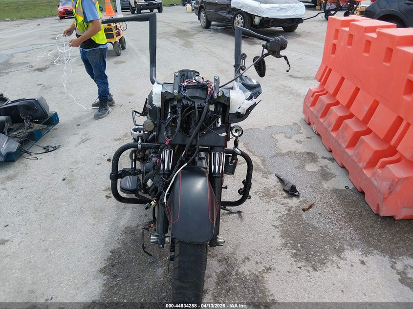 2016 Harley-Davidson Flhxs Street Glide Special VIN: 1HD1KRM17GB661284 Lot: 44834288