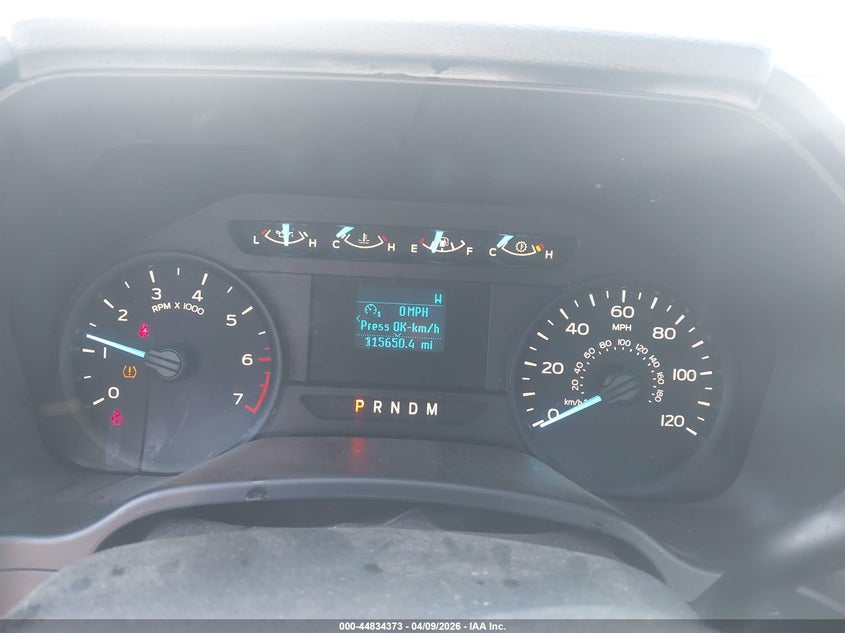 VIN 1FTMF1CP6JKF23463 2018 FORD F-150 XL