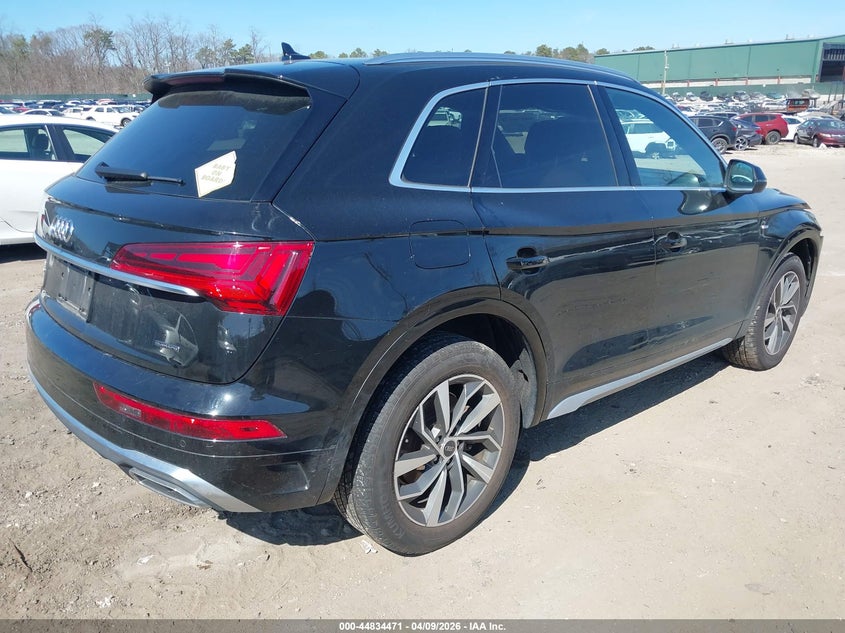 2024 AUDI Q5 2.0L I-4 DI, DOHC, V(VIN: WA1GAAFY7R2001169