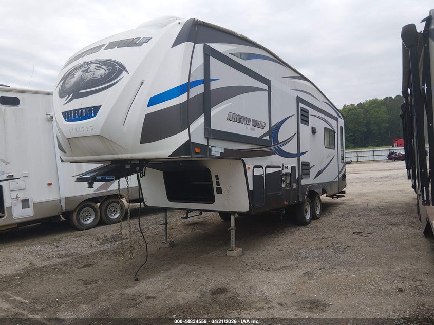 5ZT3CKUB72700517 2018 Cherokee 30ft photo 1