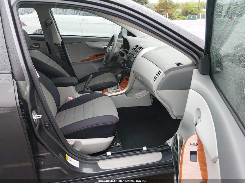 2010 TOYOTA COROLLA auction photo 5