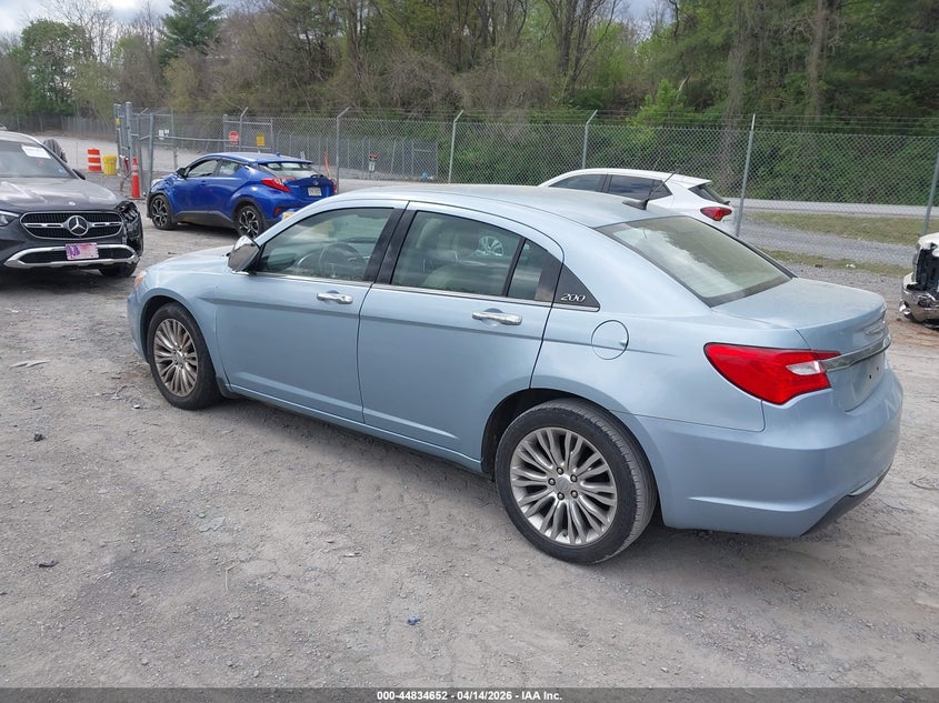 2012 Chrysler 200 Limited